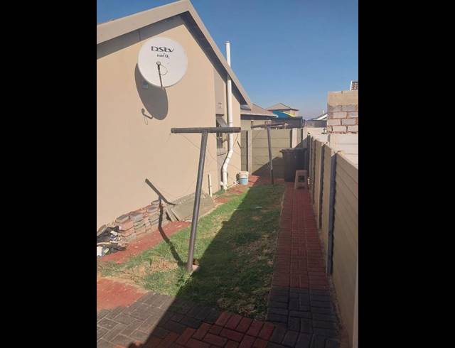 3 BEDROOM HOUSE FOR SALE IN SKY CITY